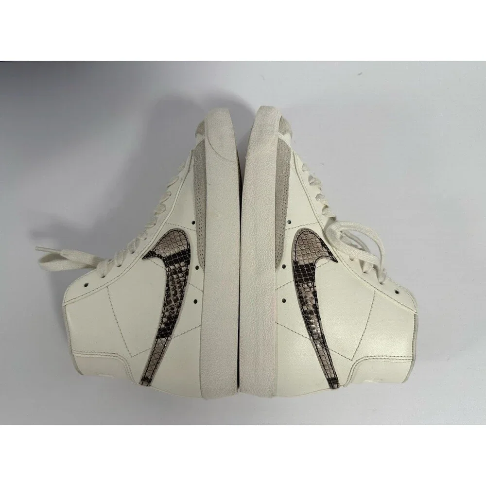 Nike Blazer Mid 77 Snakeskin Swoosh White Cream DA8736-100 Womens 6.5 EUC